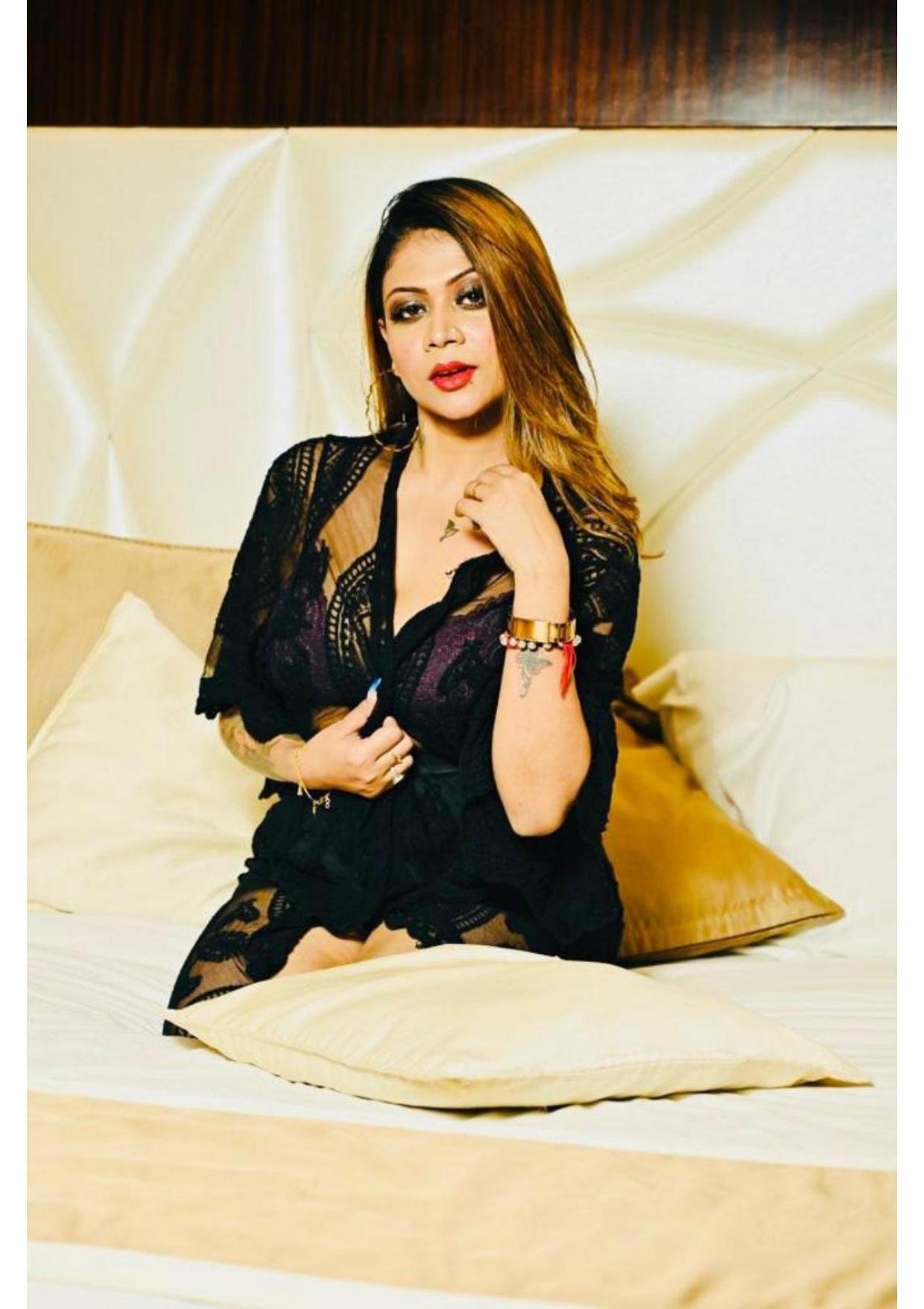  call girls Anand Vihar